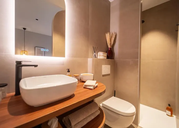 Le Nid, Superbe D'hotes